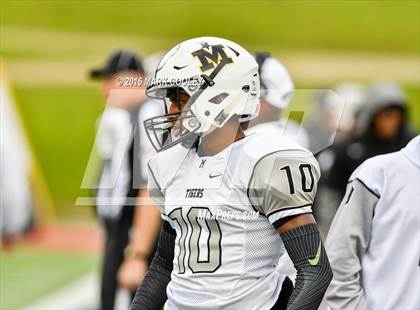 Thumbnail 2 in Rockdale vs. Malakoff (UIL 3A Regional Playoff) photogallery.