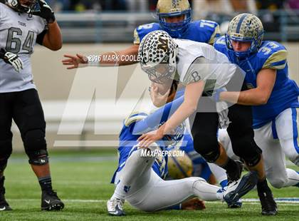 Thumbnail 1 in Rockdale vs. Malakoff (UIL 3A Regional Playoff) photogallery.