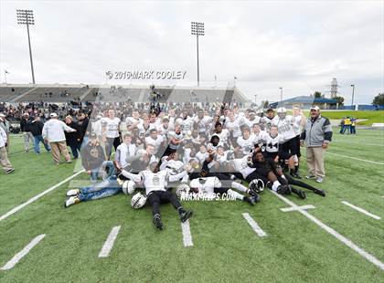 Thumbnail 1 in Rockdale vs. Malakoff (UIL 3A Regional Playoff) photogallery.