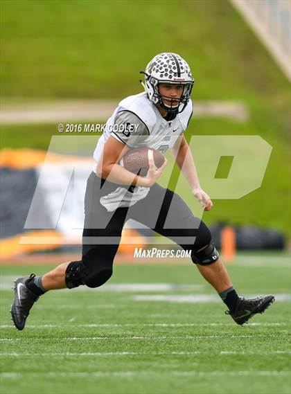 Thumbnail 1 in Rockdale vs. Malakoff (UIL 3A Regional Playoff) photogallery.