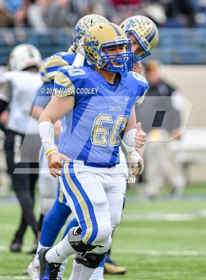Thumbnail 3 in Rockdale vs. Malakoff (UIL 3A Regional Playoff) photogallery.