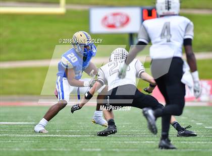Thumbnail 3 in Rockdale vs. Malakoff (UIL 3A Regional Playoff) photogallery.