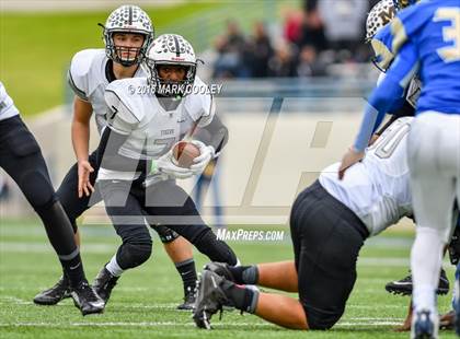 Thumbnail 3 in Rockdale vs. Malakoff (UIL 3A Regional Playoff) photogallery.