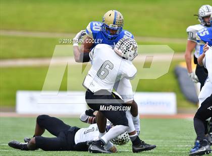 Thumbnail 2 in Rockdale vs. Malakoff (UIL 3A Regional Playoff) photogallery.