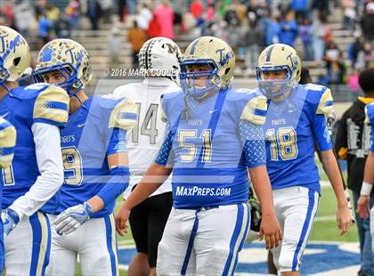 Thumbnail 3 in Rockdale vs. Malakoff (UIL 3A Regional Playoff) photogallery.