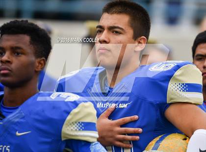 Thumbnail 3 in Rockdale vs. Malakoff (UIL 3A Regional Playoff) photogallery.