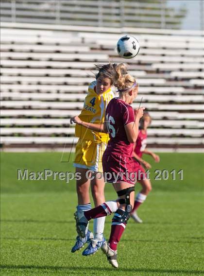 Thumbnail 3 in Anoka vs Wayzata (Challenge Cup Tournament) photogallery.