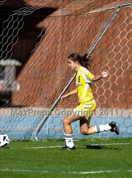 Thumbnail 3 in Anoka vs Wayzata (Challenge Cup Tournament) photogallery.