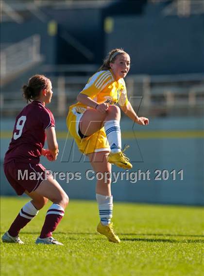 Thumbnail 3 in Anoka vs Wayzata (Challenge Cup Tournament) photogallery.
