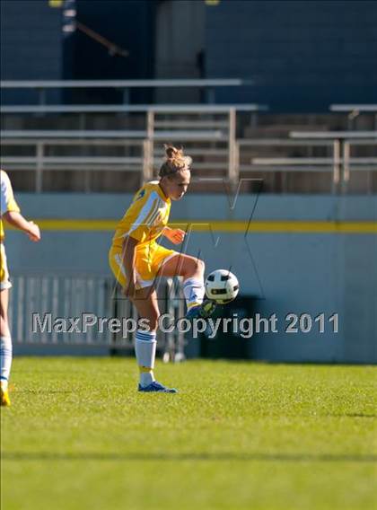 Thumbnail 2 in Anoka vs Wayzata (Challenge Cup Tournament) photogallery.