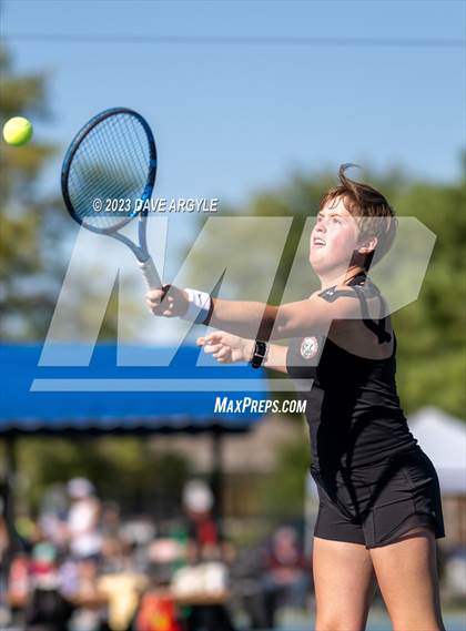 Thumbnail 1 in UHSAA 3A Semifinals photogallery.