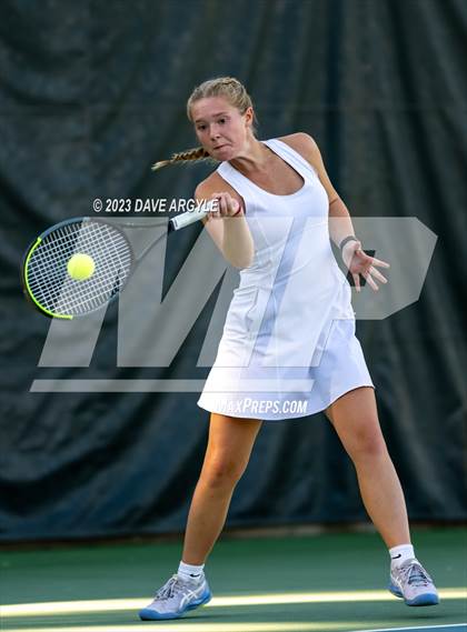 Thumbnail 3 in UHSAA 3A Semifinals photogallery.