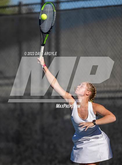 Thumbnail 1 in UHSAA 3A Semifinals photogallery.