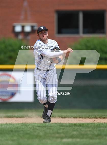 Thumbnail 1 in Chatfield vs. Valor Christian (CHSAA 5A Finals - 1st Round) photogallery.