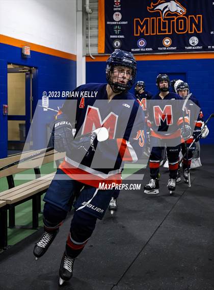 Thumbnail 3 in Milton Academy vs Deerfield Academy (Flood-Marr Tournament) photogallery.