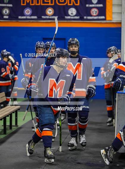 Thumbnail 2 in Milton Academy vs Deerfield Academy (Flood-Marr Tournament) photogallery.