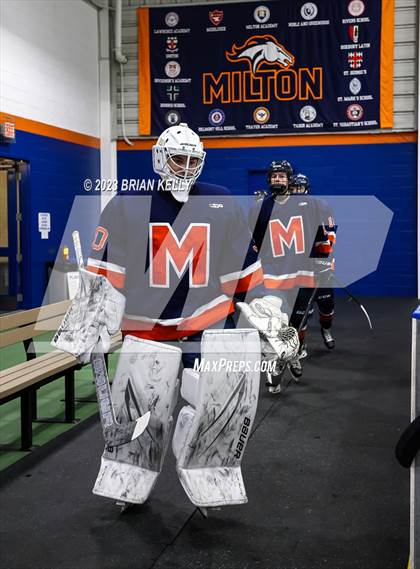 Thumbnail 1 in Milton Academy vs Deerfield Academy (Flood-Marr Tournament) photogallery.