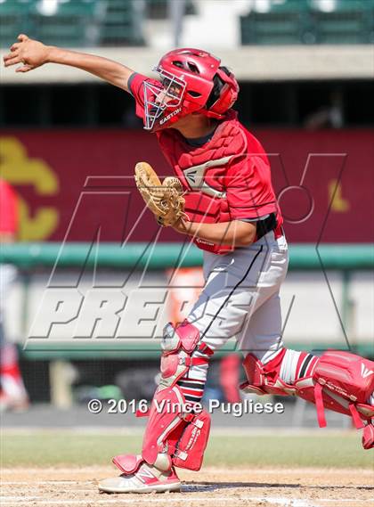 Thumbnail 1 in Los Angeles CES vs. Harbor Teacher (CIF L.A. City Section D3 Final) photogallery.