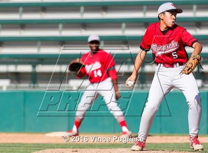 Thumbnail 1 in Los Angeles CES vs. Harbor Teacher (CIF L.A. City Section D3 Final) photogallery.