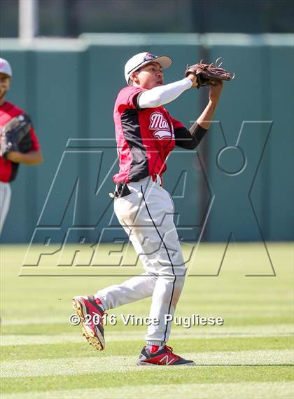 Thumbnail 1 in Los Angeles CES vs. Harbor Teacher (CIF L.A. City Section D3 Final) photogallery.