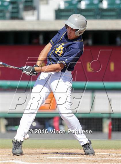 Thumbnail 3 in Los Angeles CES vs. Harbor Teacher (CIF L.A. City Section D3 Final) photogallery.