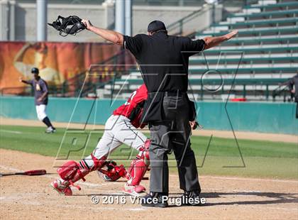 Thumbnail 3 in Los Angeles CES vs. Harbor Teacher (CIF L.A. City Section D3 Final) photogallery.