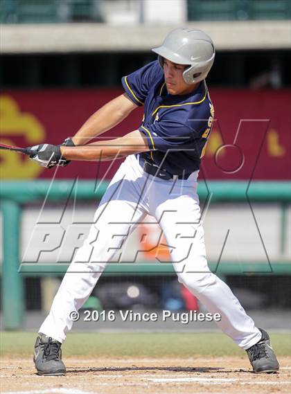 Thumbnail 3 in Los Angeles CES vs. Harbor Teacher (CIF L.A. City Section D3 Final) photogallery.