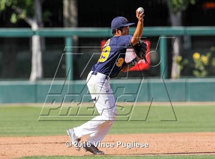 Thumbnail 2 in Los Angeles CES vs. Harbor Teacher (CIF L.A. City Section D3 Final) photogallery.