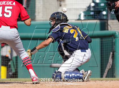 Thumbnail 1 in Los Angeles CES vs. Harbor Teacher (CIF L.A. City Section D3 Final) photogallery.
