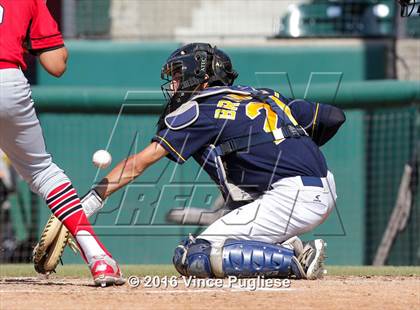 Thumbnail 3 in Los Angeles CES vs. Harbor Teacher (CIF L.A. City Section D3 Final) photogallery.