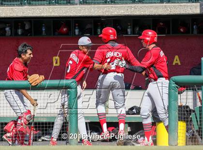 Thumbnail 2 in Los Angeles CES vs. Harbor Teacher (CIF L.A. City Section D3 Final) photogallery.