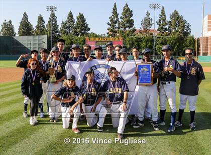 Thumbnail 2 in Los Angeles CES vs. Harbor Teacher (CIF L.A. City Section D3 Final) photogallery.