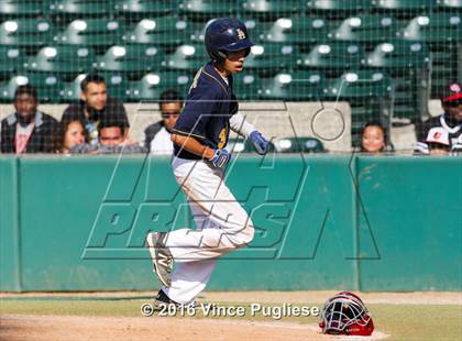 Thumbnail 1 in Los Angeles CES vs. Harbor Teacher (CIF L.A. City Section D3 Final) photogallery.
