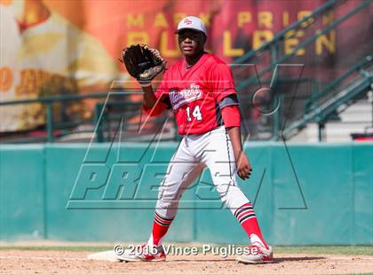 Thumbnail 1 in Los Angeles CES vs. Harbor Teacher (CIF L.A. City Section D3 Final) photogallery.