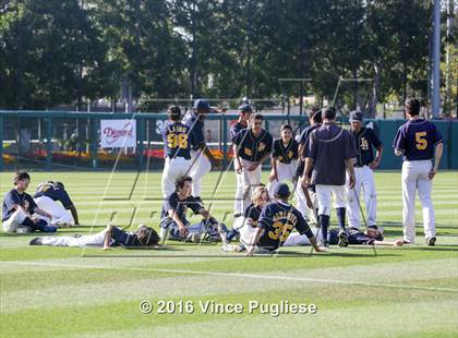 Thumbnail 3 in Los Angeles CES vs. Harbor Teacher (CIF L.A. City Section D3 Final) photogallery.