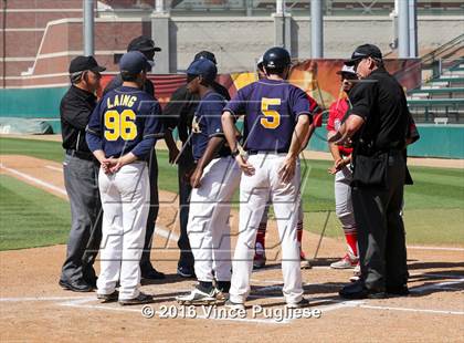 Thumbnail 1 in Los Angeles CES vs. Harbor Teacher (CIF L.A. City Section D3 Final) photogallery.