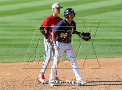 Thumbnail 2 in Los Angeles CES vs. Harbor Teacher (CIF L.A. City Section D3 Final) photogallery.