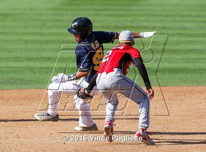 Thumbnail 3 in Los Angeles CES vs. Harbor Teacher (CIF L.A. City Section D3 Final) photogallery.