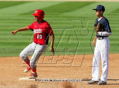 Thumbnail 1 in Los Angeles CES vs. Harbor Teacher (CIF L.A. City Section D3 Final) photogallery.