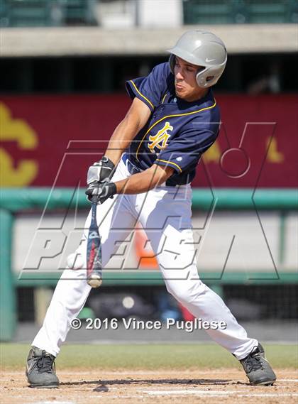 Thumbnail 2 in Los Angeles CES vs. Harbor Teacher (CIF L.A. City Section D3 Final) photogallery.