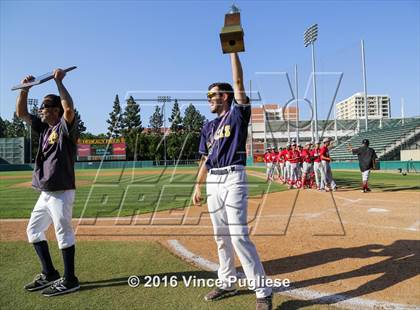Thumbnail 3 in Los Angeles CES vs. Harbor Teacher (CIF L.A. City Section D3 Final) photogallery.