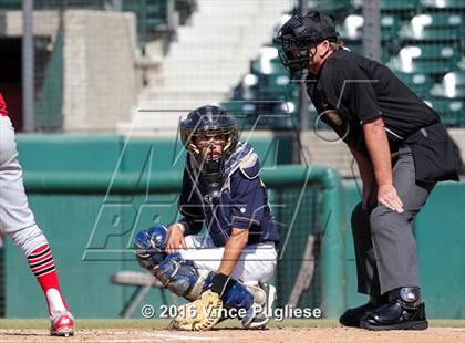Thumbnail 2 in Los Angeles CES vs. Harbor Teacher (CIF L.A. City Section D3 Final) photogallery.