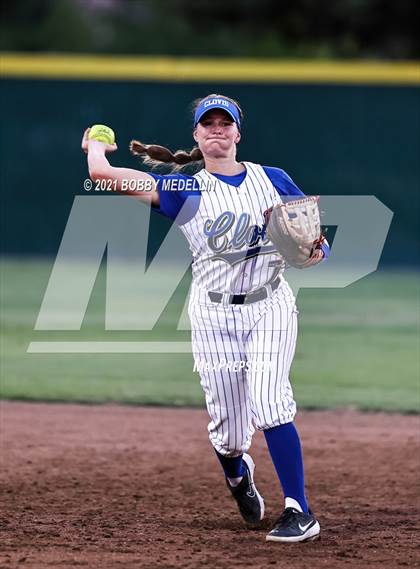 Thumbnail 3 in Clovis High @ Clovis North (CIF Central Section D1 Championship) photogallery.