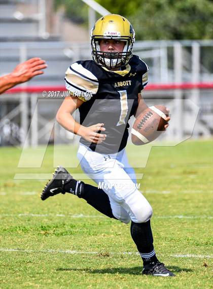Thumbnail 3 in Strawn vs Abbott (Hico Super Six) photogallery.