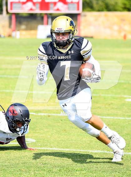 Thumbnail 3 in Strawn vs Abbott (Hico Super Six) photogallery.