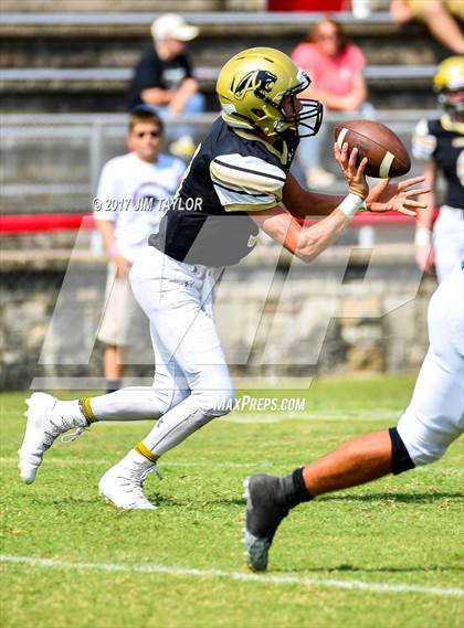 Thumbnail 2 in Strawn vs Abbott (Hico Super Six) photogallery.