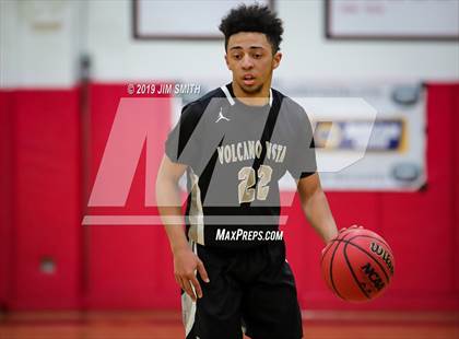 Thumbnail 1 in Volcano Vista vs. Las Cruces (Joe Armijo Basketball Classic) photogallery.