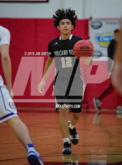 Thumbnail 1 in Volcano Vista vs. Las Cruces (Joe Armijo Basketball Classic) photogallery.