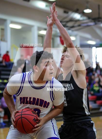 Thumbnail 3 in Volcano Vista vs. Las Cruces (Joe Armijo Basketball Classic) photogallery.