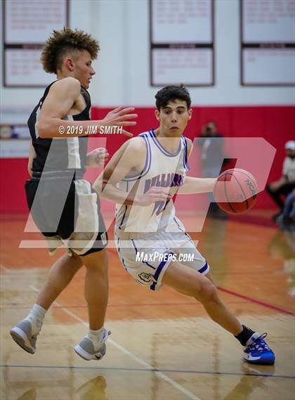 Thumbnail 2 in Volcano Vista vs. Las Cruces (Joe Armijo Basketball Classic) photogallery.